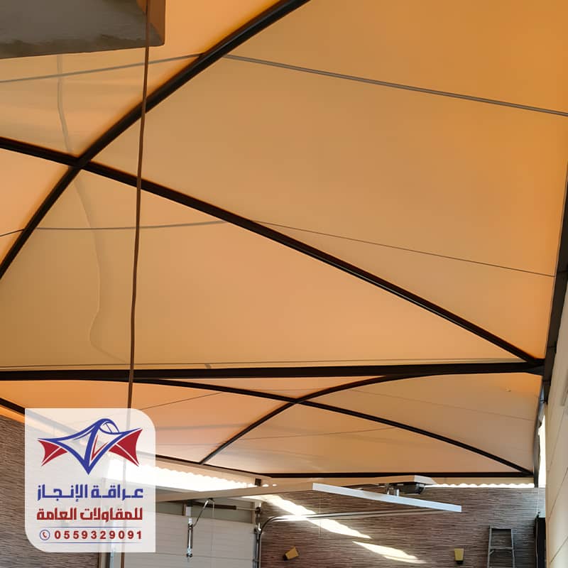 تركيب مظلات لحماية السيارات من الشمس